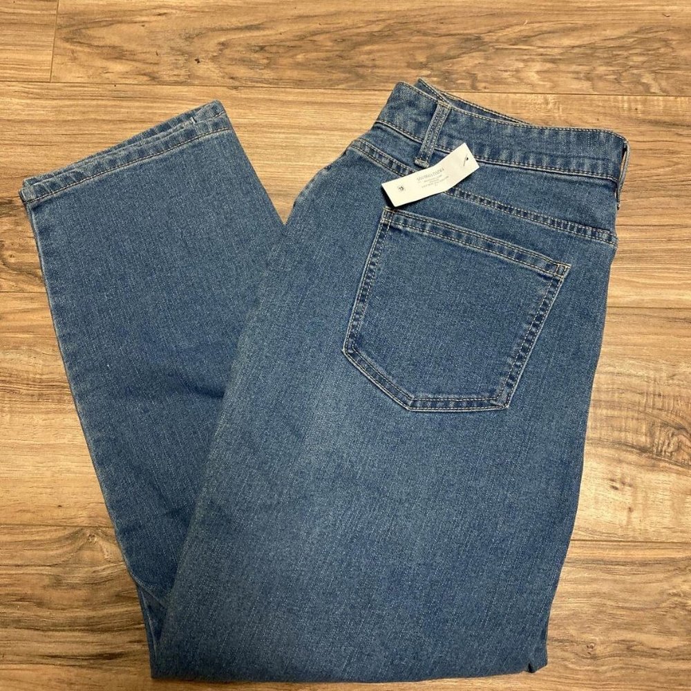 No Boundaries NOBO High Rise Mom Jeans Midwash Woman Size 13 Stretch Denim GUC